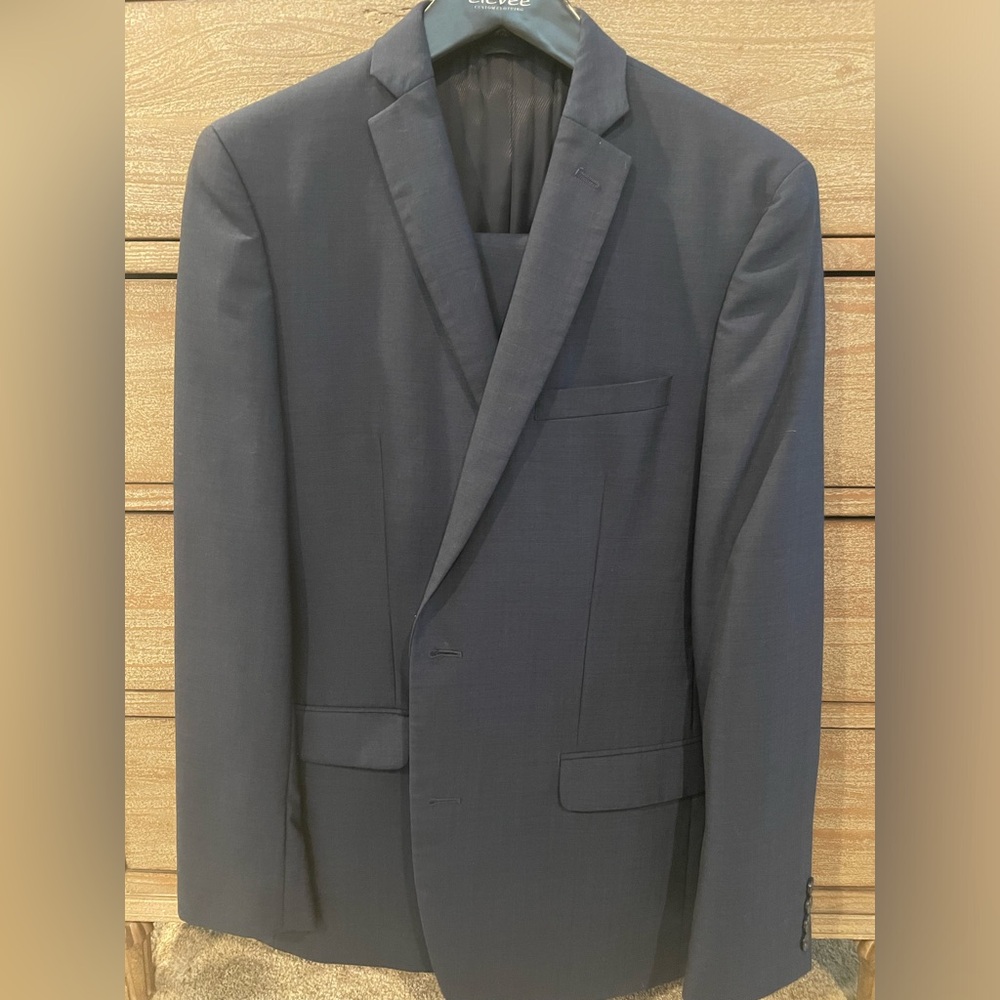 BAR III Solid Wool Suit Slim Fit Navy 42R - 34x32